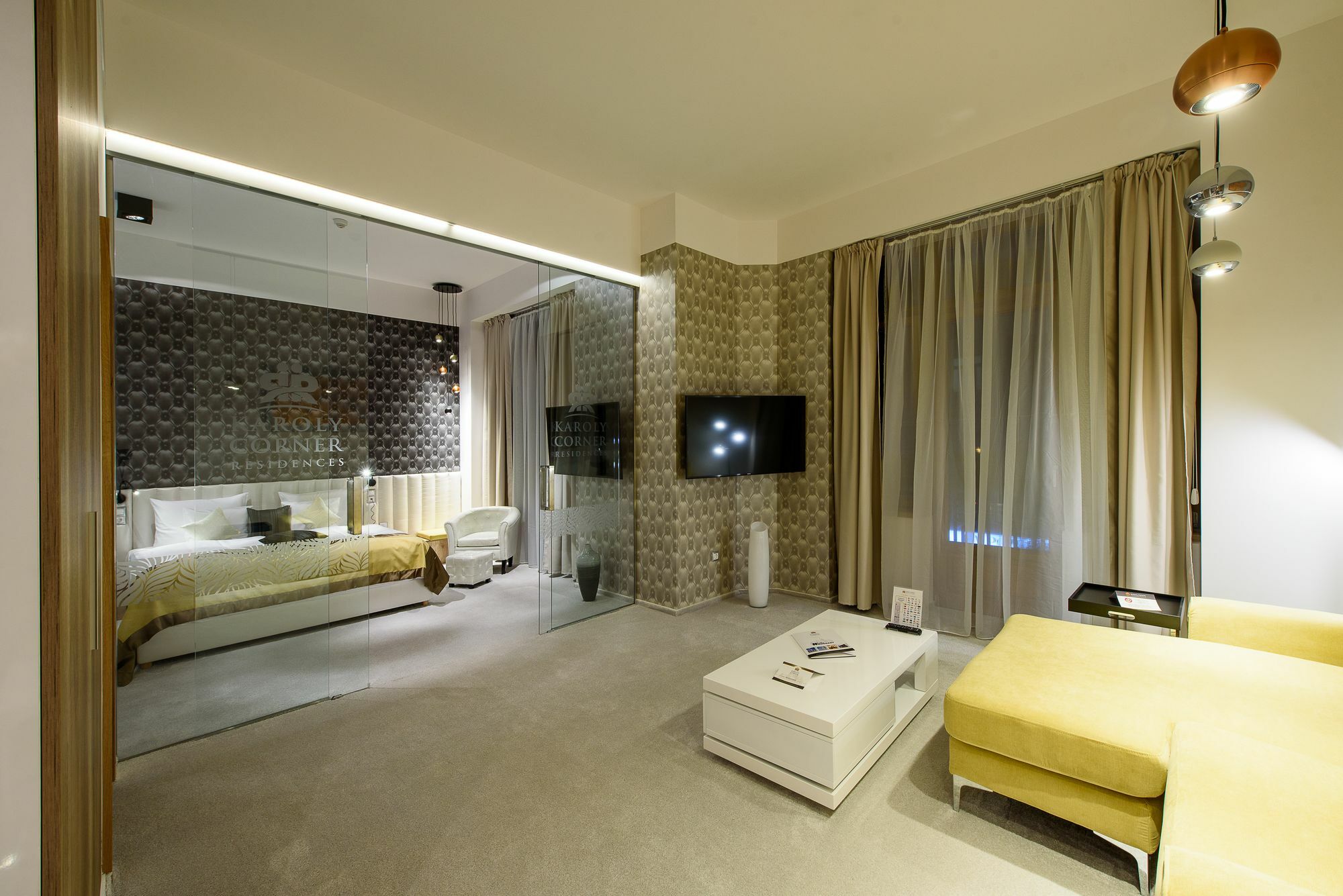 Apartament Karoly Corner Residences *